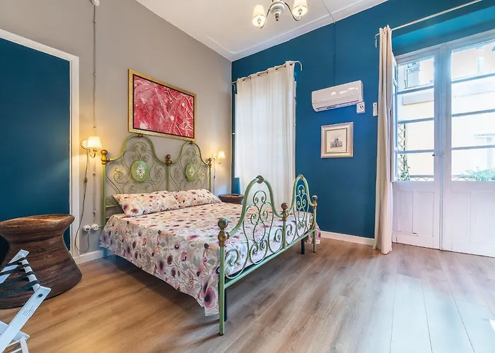 Karalis Boutique Room